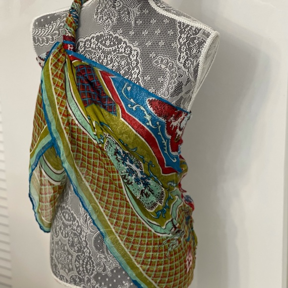 Infinity scarf/wrap NWOT. Never worn - Picture 2 of 4